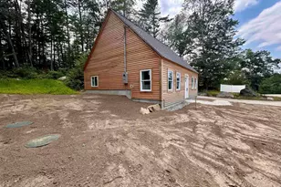 92 Long Shores Dr, Barrington, NH 03825 - Photo 3