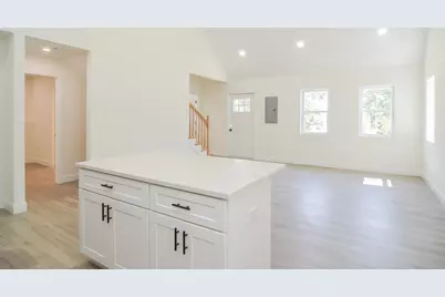 92 Long Shores Drive, Barrington, NH 03825 - Photo 11