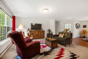 727 Bailey Rd, Jefferson, NH 03583 - Photo 5