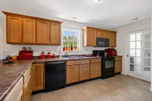 727 Bailey Rd, Jefferson, NH 03583 - Photo 13