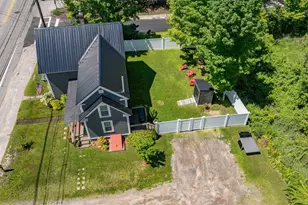 64 Henniker St, Hillsboro, NH 03244 - Photo 5