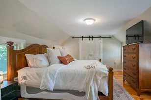 64 Henniker St, Hillsboro, NH 03244 - Photo 23
