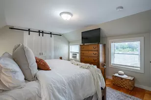64 Henniker St, Hillsboro, NH 03244 - Photo 25