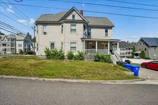 384 Bridge St, Manchester, NH 03104 - Photo 9