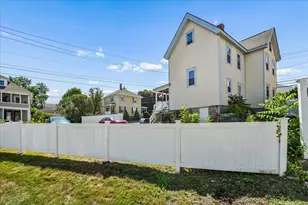 384 Bridge St, Manchester, NH 03104 - Photo 13