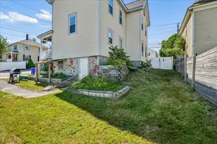 384 Bridge St, Manchester, NH 03104 - Photo 15