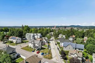 384 Bridge St, Manchester, NH 03104 - Photo 25