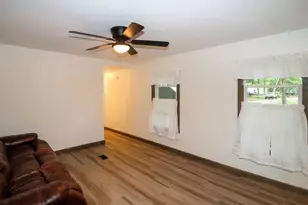 2 Corrigan St, Gorham, NH 03581 - Photo 7