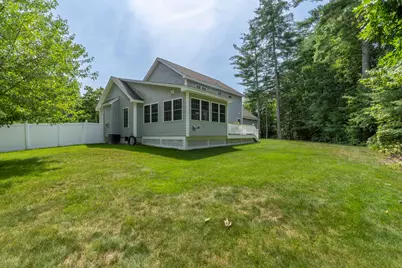 14 Naumkeag Court, Litchfield, NH 03052 - Photo 47