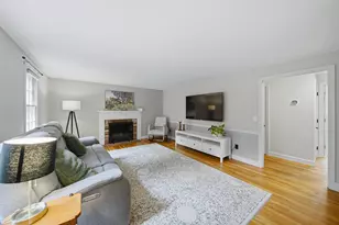 24 Manchester Rd, Amherst, NH 03031 - Photo 11
