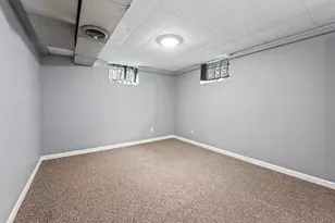 116 Monroe St, Nashua, NH 03060 - Photo 29