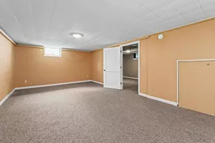 116 Monroe St, Nashua, NH 03060 - Photo 25