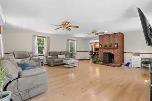 924 River Rd, Weare, NH 03281 - Photo 11