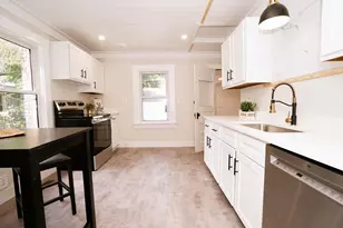33 Noyes St, Concord, NH 03301 - Photo 9