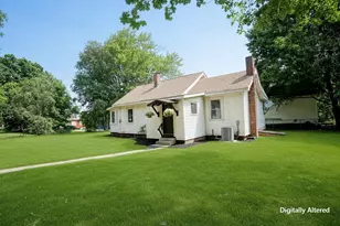 33 Noyes St, Concord, NH 03301 - Photo 1