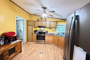 18 Algonquin Rd, Enfield, NH 03748 - Photo 5