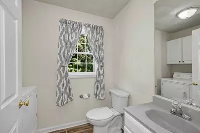 770 Mammoth Road, Pelham, NH 03076 - Photo 11