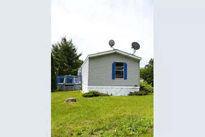 8 Hilltop Manor Mobile Home Park, Littleton, NH 03561 - Photo 33