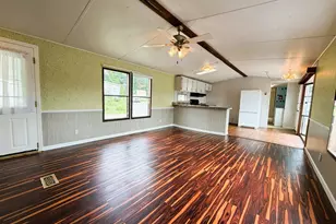 8 Hilltop Manor Mobile Home Park, Littleton, NH 03561 - Photo 5