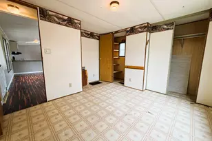 8 Hilltop Manor Mobile Home Park, Littleton, NH 03561 - Photo 27