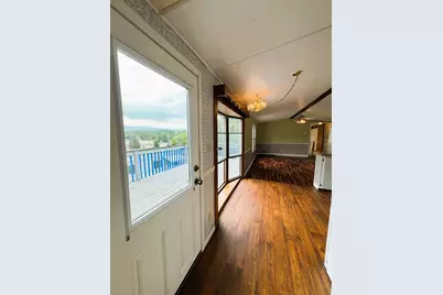 8 Hilltop Manor Mobile Home Park, Littleton, NH 03561 - Photo 11