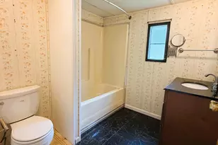 8 Hilltop Manor Mobile Home Park, Littleton, NH 03561 - Photo 19