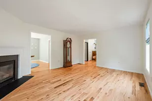19 Footbridge Ln, Dover, NH 03820 - Photo 7