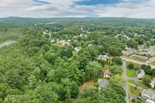 36 Highland St, Hudson, NH 03051 - Photo 39