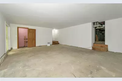 36 Highland Street, Hudson, NH 03051 - Photo 31