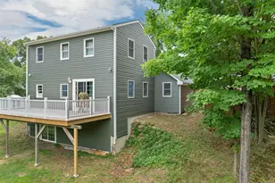 36 Highland St, Hudson, NH 03051 - Photo 3