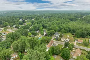 36 Highland St, Hudson, NH 03051 - Photo 35