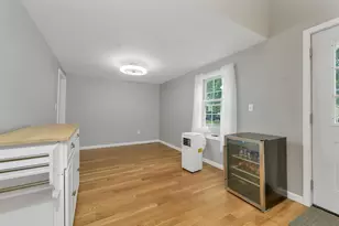 36 Highland St, Hudson, NH 03051 - Photo 17