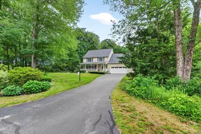 8 King Henry Drive, Londonderry, NH 03053 - Photo 3