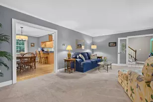 8 King Henry Dr, Londonderry, NH 03053 - Photo 23
