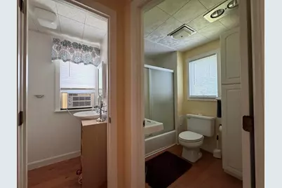 74 Hobart Street, Manchester, NH 03104 - Photo 21