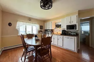 74 Hobart St, Manchester, NH 03104 - Photo 13