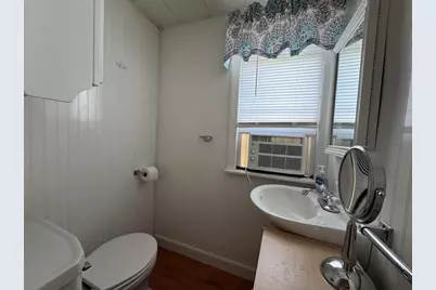 74 Hobart Street, Manchester, NH 03104 - Photo 19