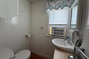 74 Hobart St, Manchester, NH 03104 - Photo 19