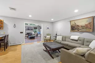 19 Tamarack Ln, Amherst, NH 03031 - Photo 13