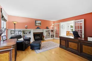19 Tamarack Ln, Amherst, NH 03031 - Photo 15