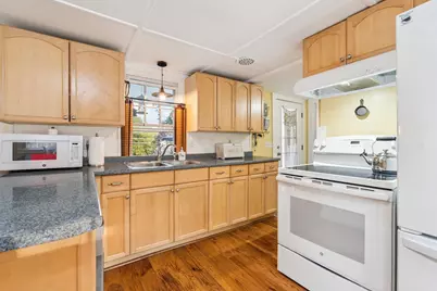 35 Maple Street, Wilton, NH 03086 - Photo 5
