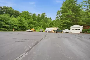 65 Chester Rd, Raymond, NH 03077 - Photo 11