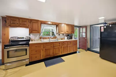 65 Chester Road, Raymond, NH 03077 - Photo 15