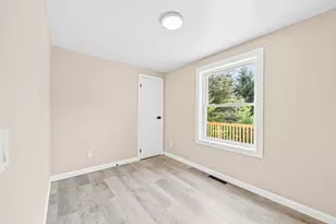17 Fairway Dr, New Hampton, NH 03256 - Photo 19