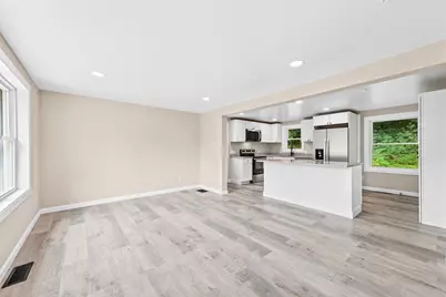 17 Fairway Drive, New Hampton, NH 03256 - Photo 11