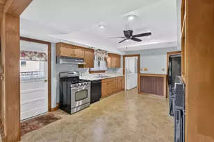 58 Park Ave, Manchester, NH 03104 - Photo 11