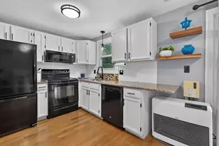 24 Stonegate Ln, Derry, NH 03038 - Photo 15