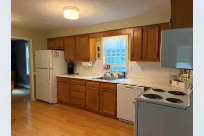 5 McEnroe Drive, Londonderry, NH 03053 - Photo 3