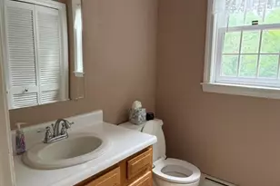 5 McEnroe Dr, Londonderry, NH 03053 - Photo 11