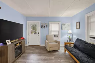 91 Dunbar St, Manchester, NH 03103 - Photo 3